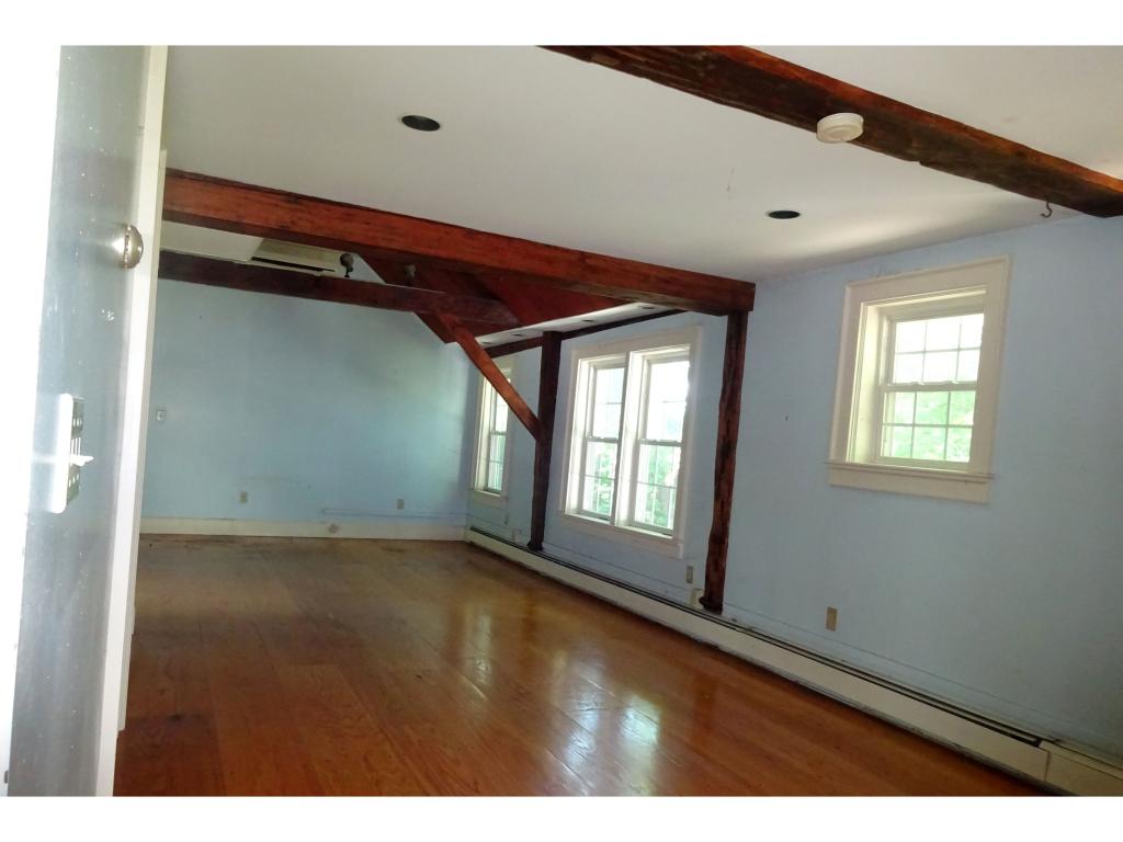 10 Newmarket Road Durham, NH 03824 - Photo 11 of 29