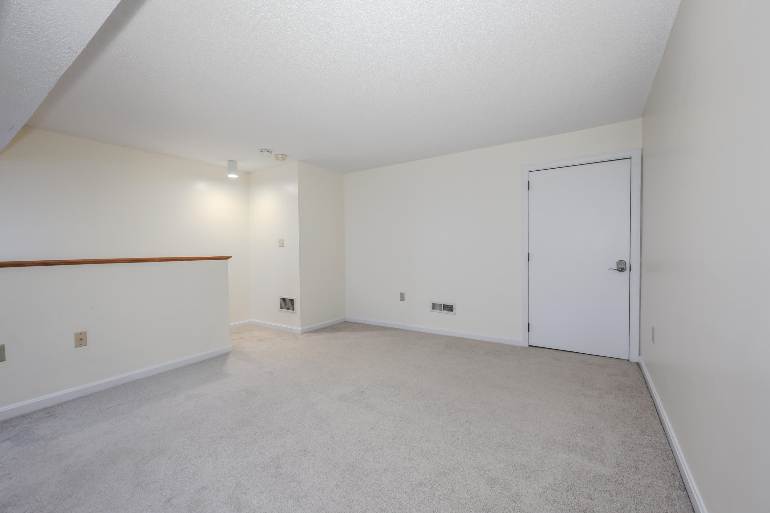 78 Bartemus Trail Nashua, NH 03063 - Photo 19 of 49