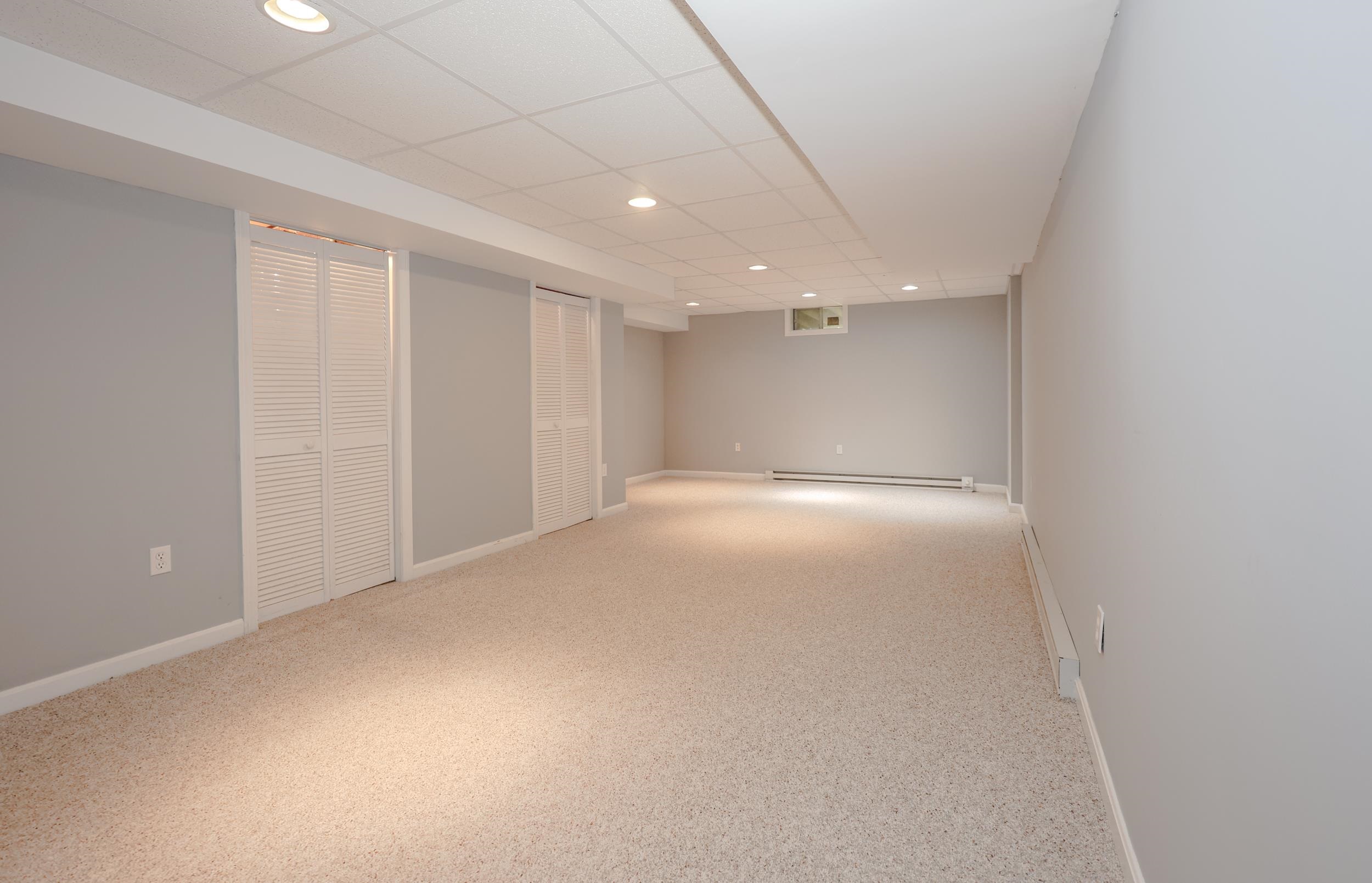 78 Bartemus Trail Nashua, NH 03063 - Photo 22 of 49