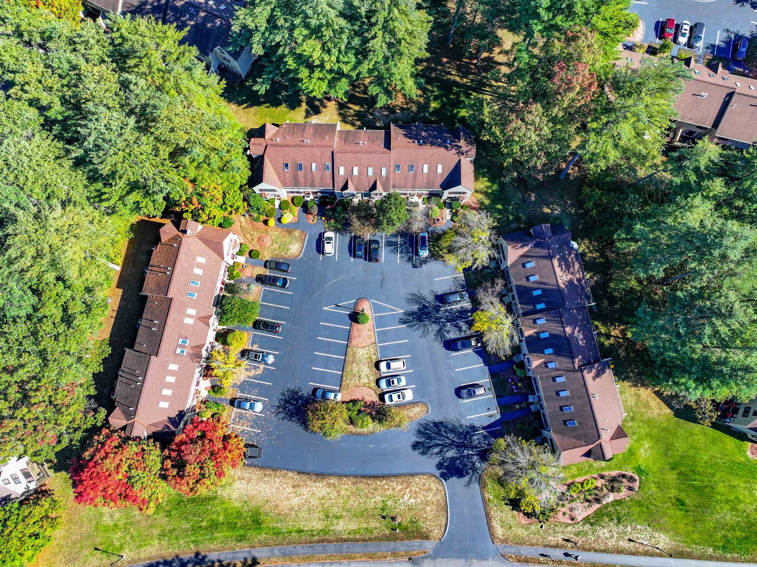 78 Bartemus Trail Nashua, NH 03063 - Photo 29 of 49