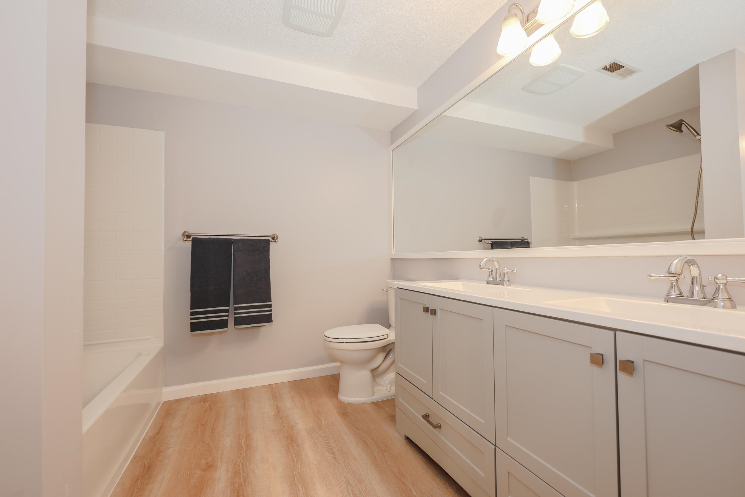 78 Bartemus Trail Nashua, NH 03063 - Photo 8 of 49