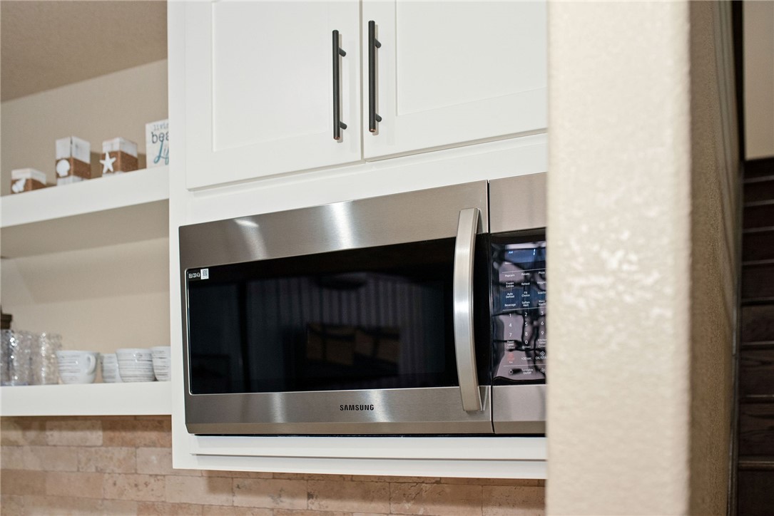 82 Cir Hook Port O'Connor, TX 77982 - Photo 15 of 32 Built In Microwave