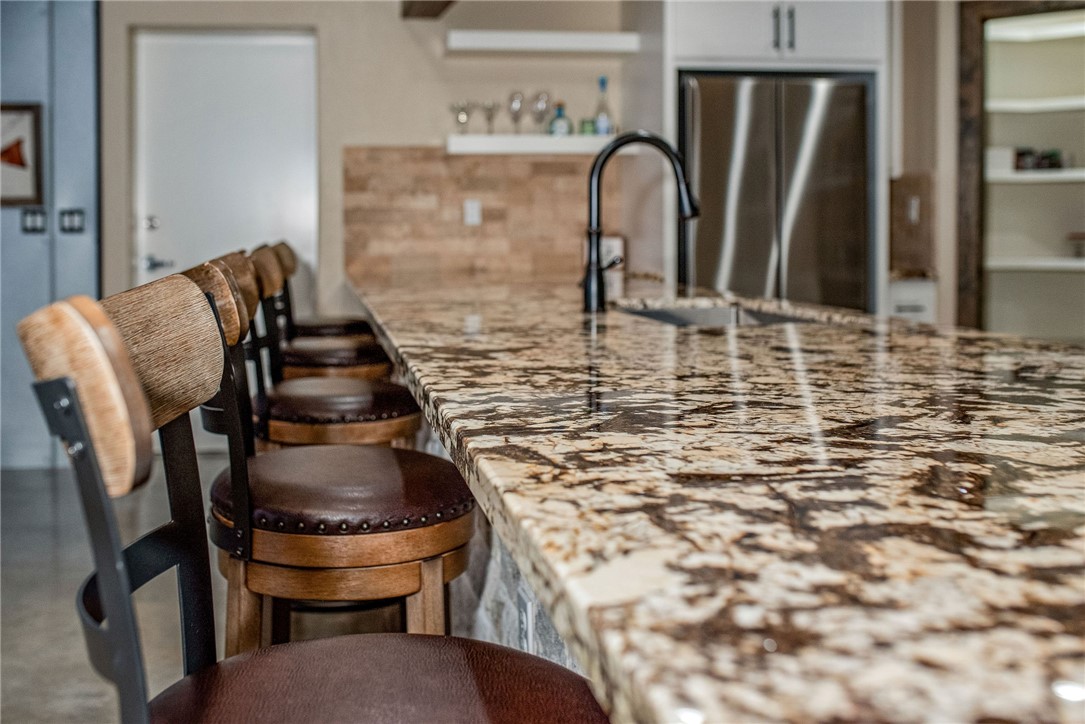 82 Cir Hook Port O'Connor, TX 77982 - Photo 8 of 32 Breakfast Bar