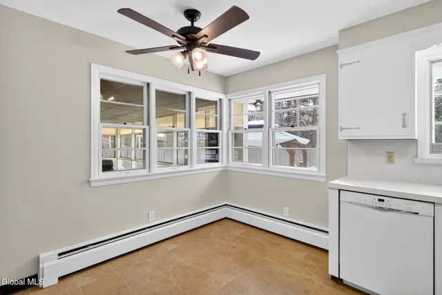 $425,000 | 18 Shady Lane, Guilderland, NY 12203