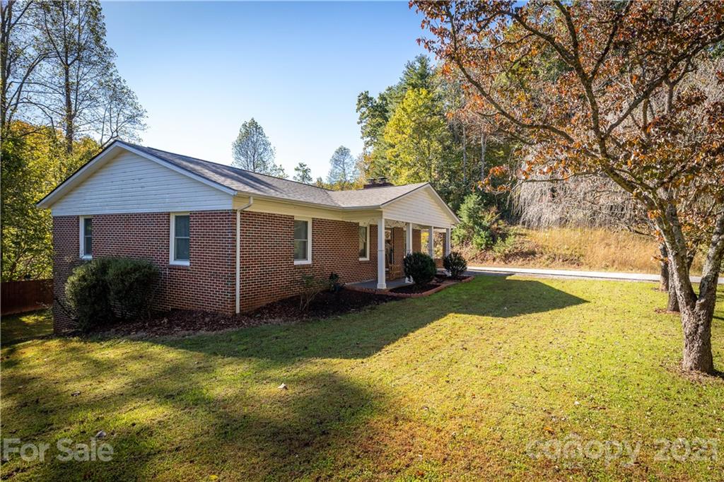 4562 Rocky Road Lenoir, NC 28645 - Photo 17 of 27 Gallery Image 17