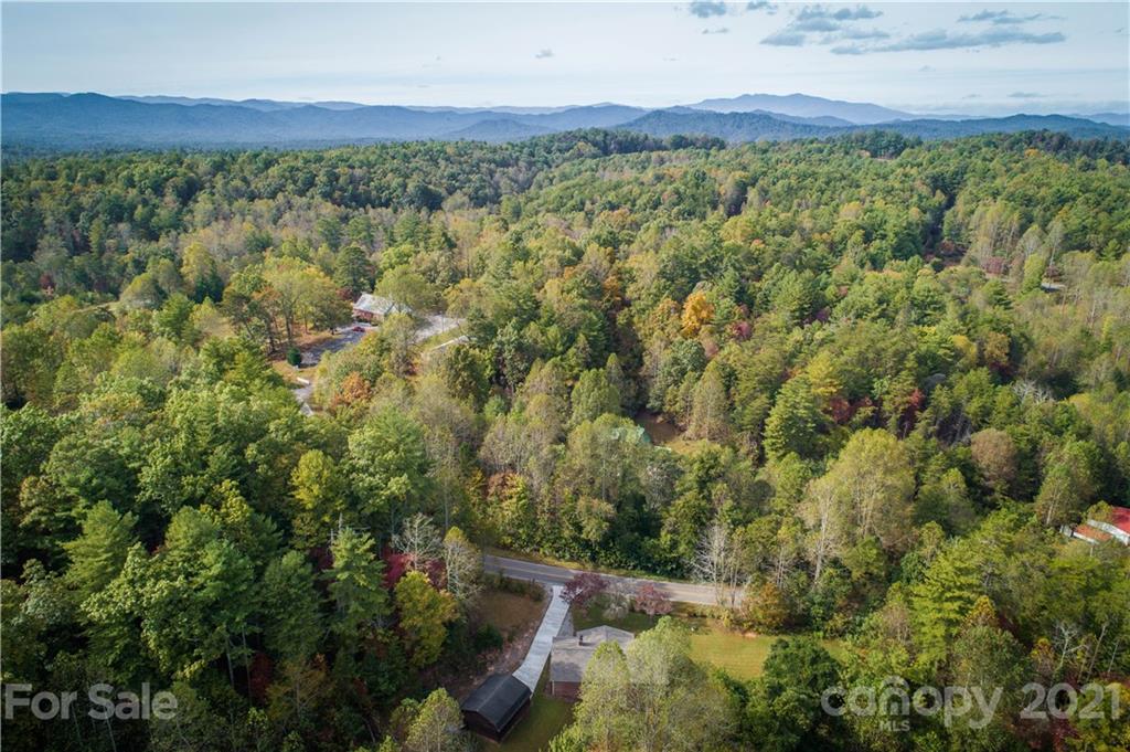 4562 Rocky Road Lenoir, NC 28645 - Photo 23 of 27 Gallery Image 23