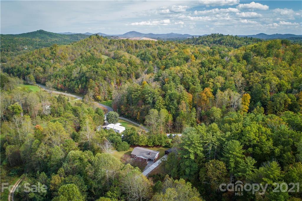 4562 Rocky Road Lenoir, NC 28645 - Photo 25 of 27 Gallery Image 25
