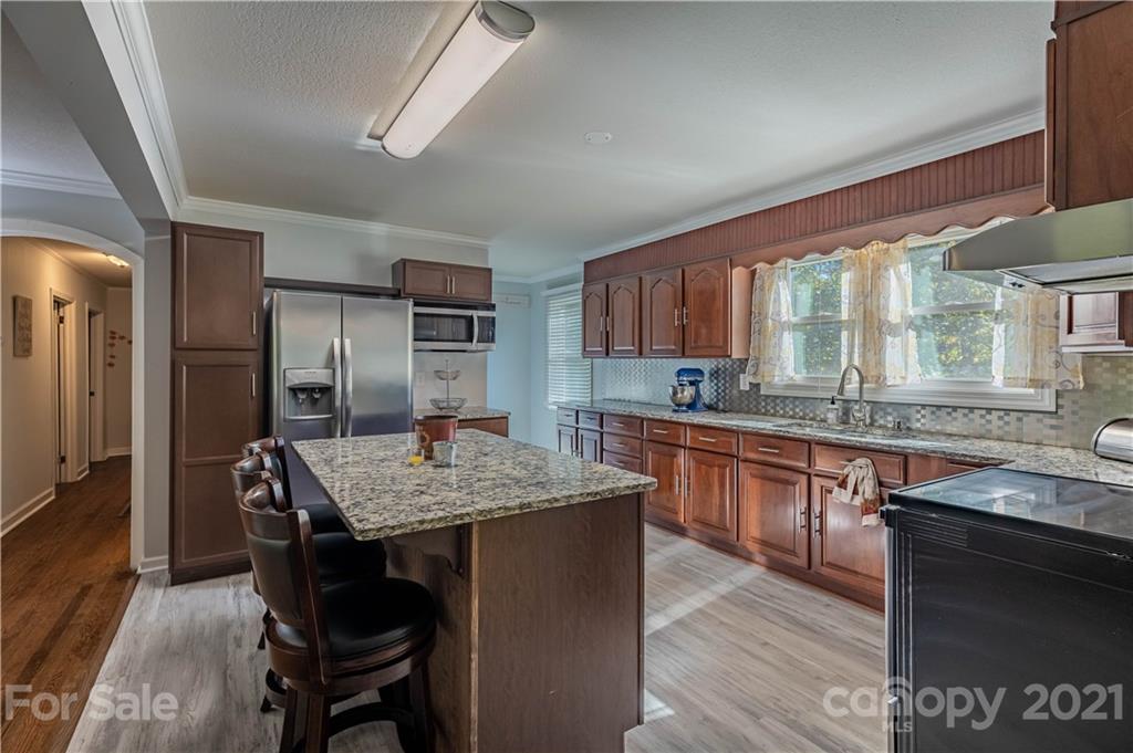 4562 Rocky Road Lenoir, NC 28645 - Photo 7 of 27 Gallery Image 7