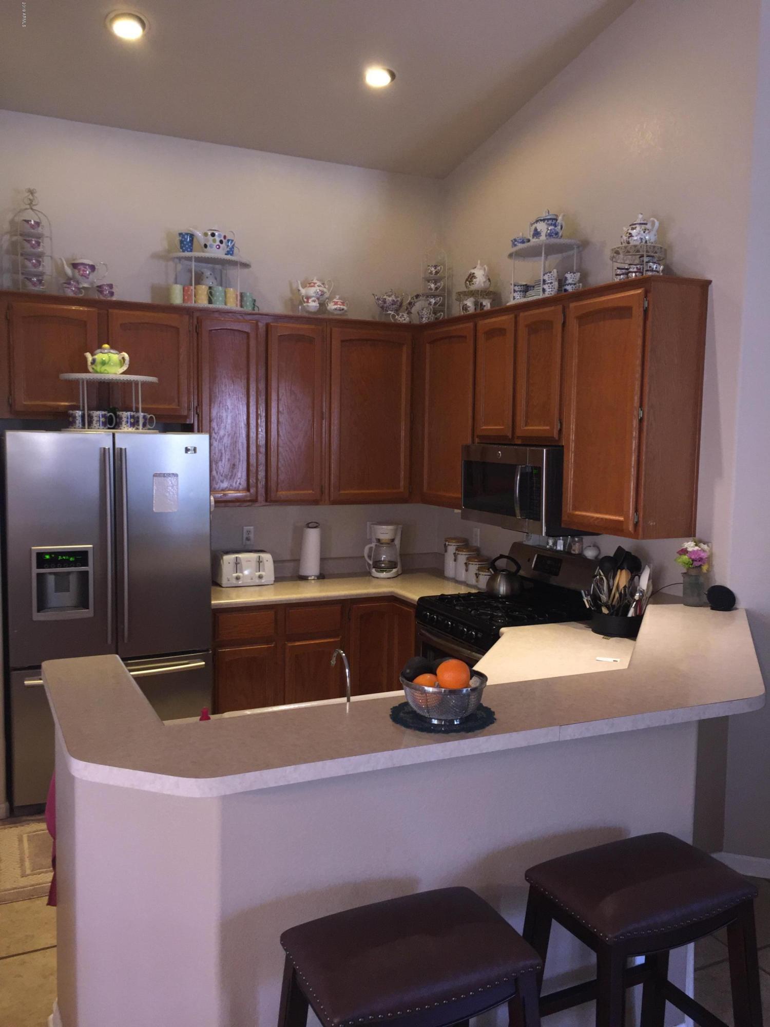 13186 West Granada Road Goodyear, AZ 85395 - Photo 24 of 72 Kitchen