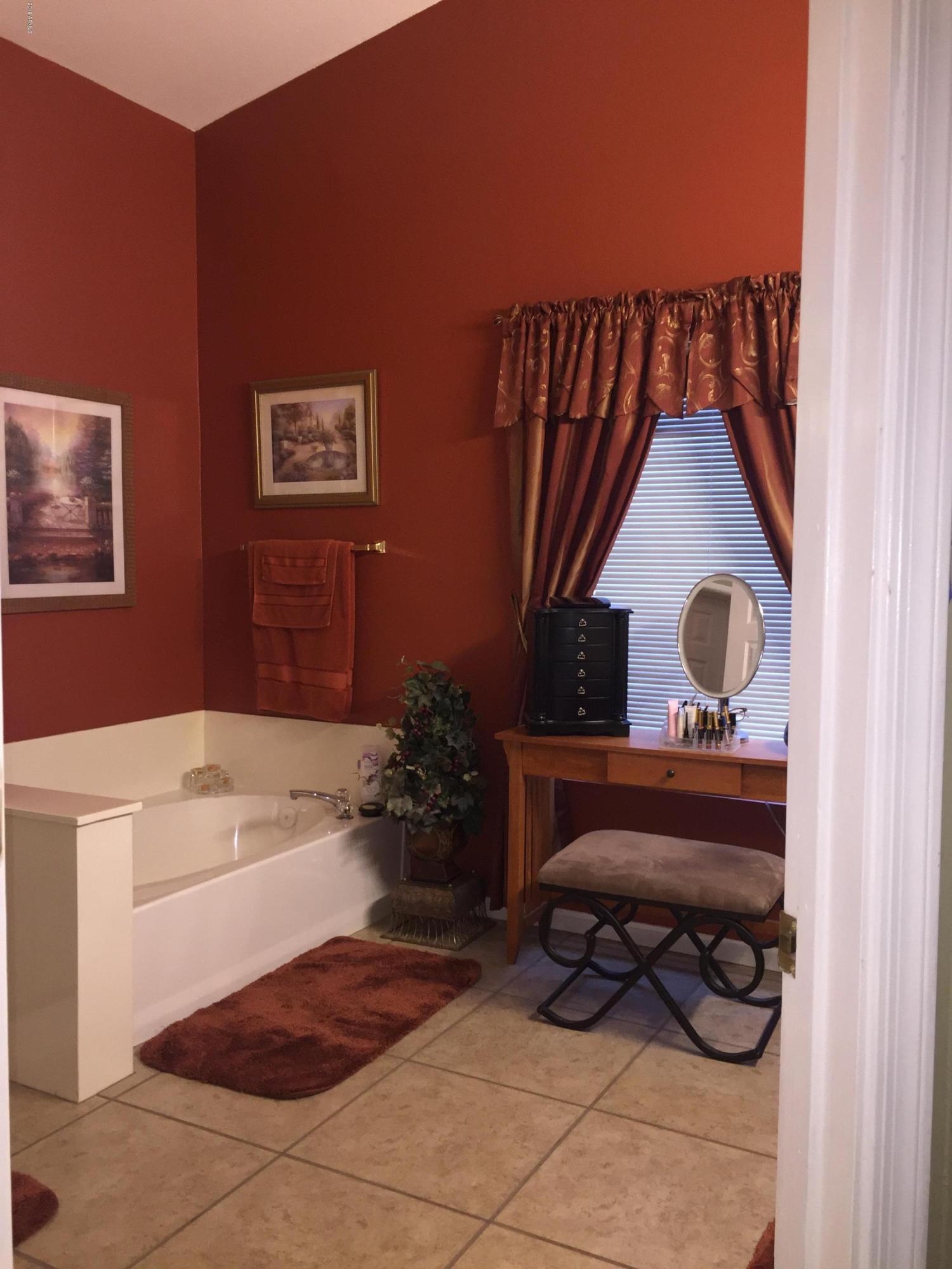 13186 West Granada Road Goodyear, AZ 85395 - Photo 52 of 72 Garden Tub