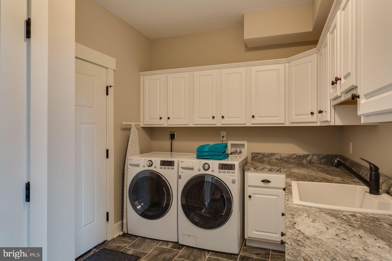 13884 Supinlick Road Broadway, VA 22815 - Photo 22 of 29 Laundry Room