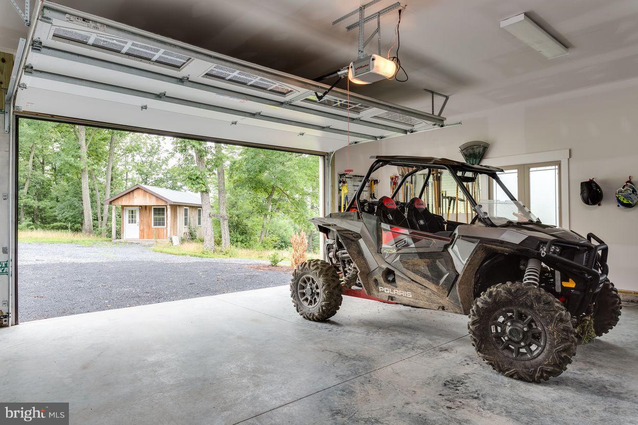 13884 Supinlick Road Broadway, VA 22815 - Photo 26 of 29 Garage