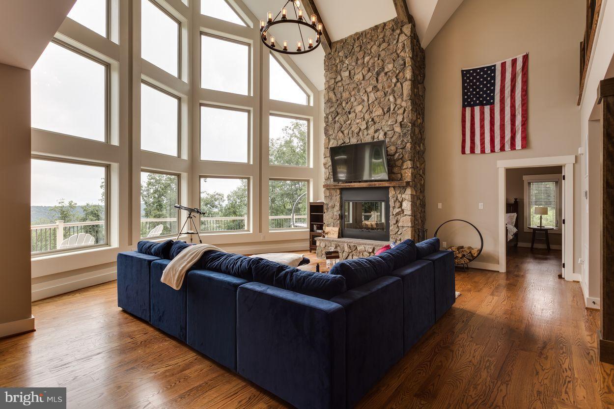 13884 Supinlick Road Broadway, VA 22815 - Photo 3 of 29 Expansive Living Room