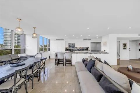 $1,325,000 | 11 Island Avenue, Unit 411, Miami Beach, FL 33139