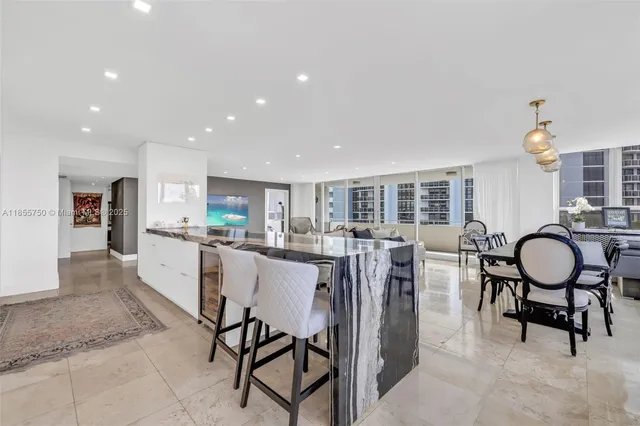 $1,295,000 | 11 Island Avenue, Unit 411, Miami Beach, FL 33139