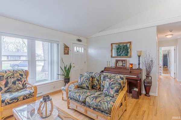 $246,900 | 19275 Wedgewood Drive, South Bend, IN 46637
