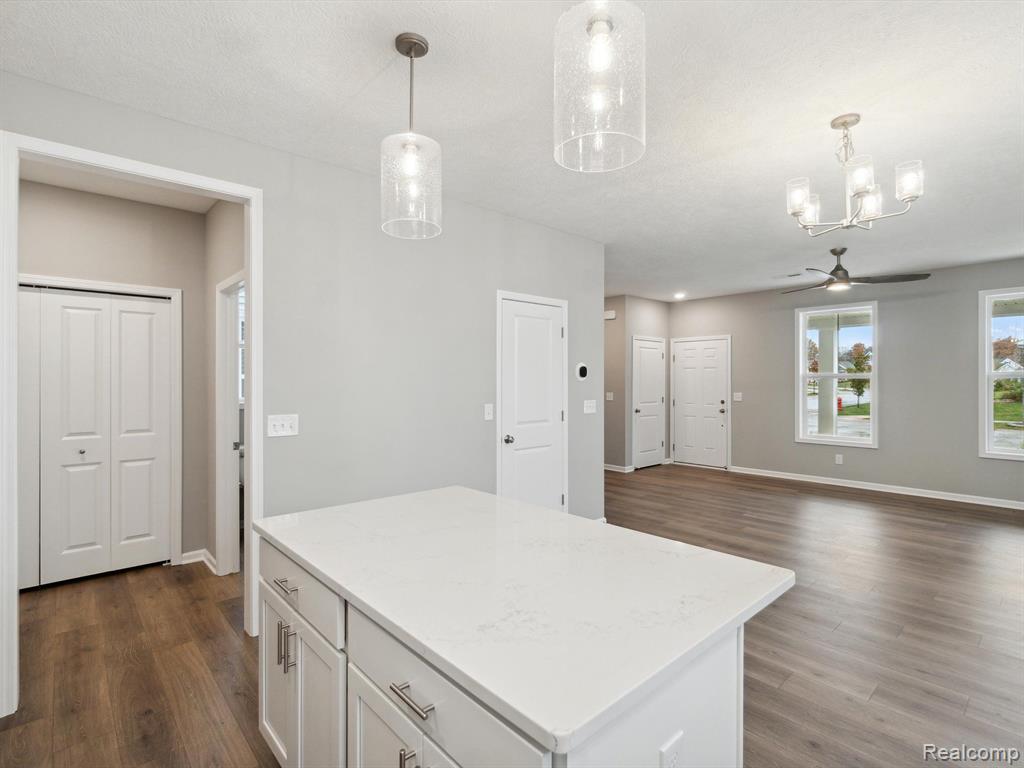 1703 Ashfield Street Howell, MI 48855 - Photo 19 of 56