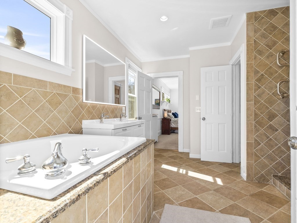 18 Newbern Street Boston, MA 02130 - Photo 28 of 40