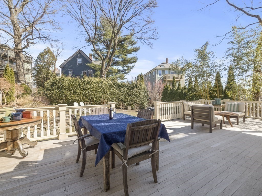 18 Newbern Street Boston, MA 02130 - Photo 7 of 40