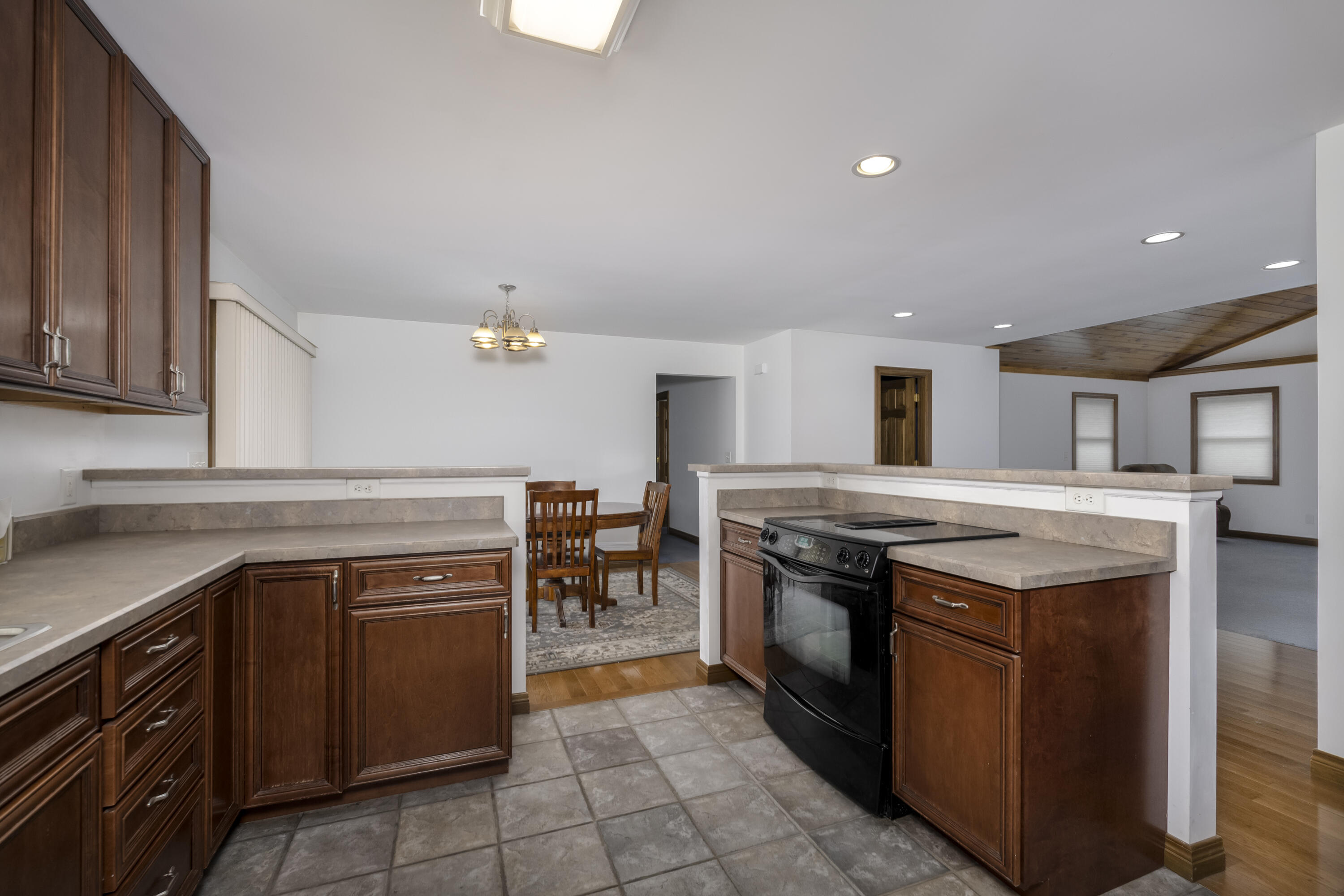 4045 Petersburg Road Burlington, KY 41005 - Photo 8 of 27 Gallery Image 8