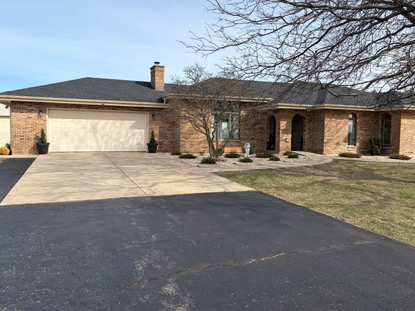 $799,900 | 17245 County Line Road, Plainfield, IL 60586