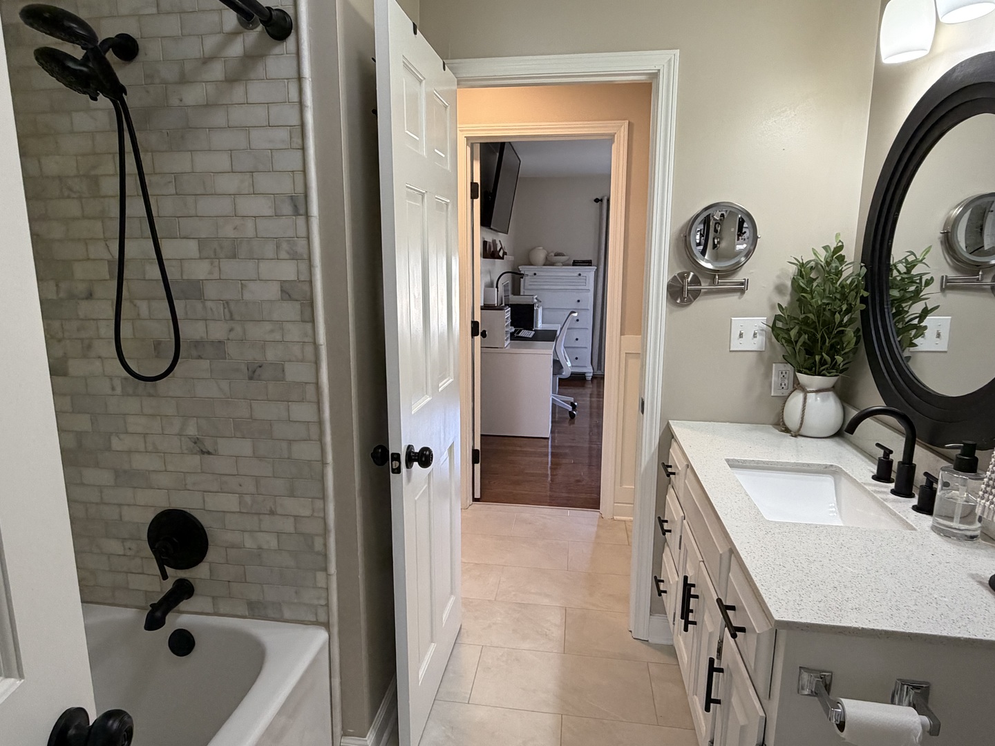 17245 County Line Road Plainfield, IL 60586 - Photo 21 of 45 a bathroom with a sink vanity tub and a mirror