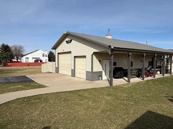 $799,900 | 17245 County Line Road, Plainfield, IL 60586