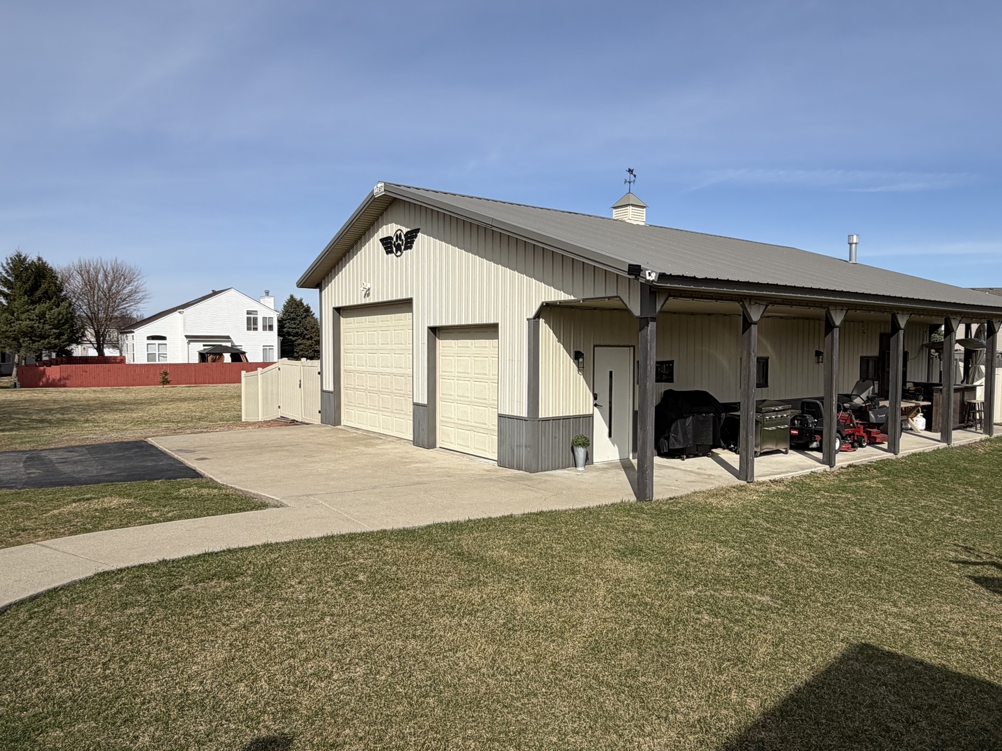 17245 County Line Road Plainfield, IL 60586 - Photo 36 of 45 a view of a house with backyard and porch