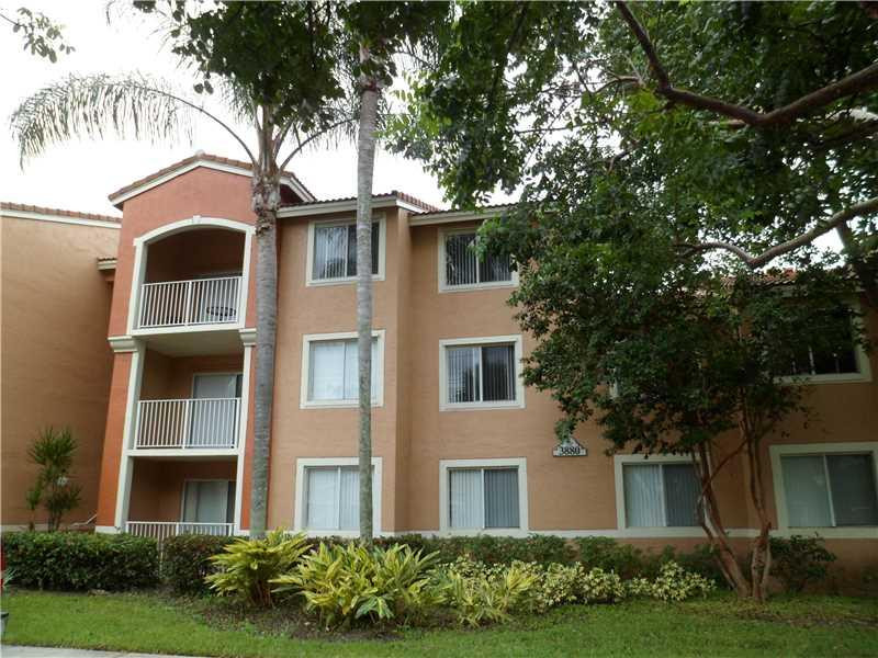 3880 Lyons Road, Unit 2127 Coconut Creek, FL 33073 - Photo 4 of 18 Exterior Front