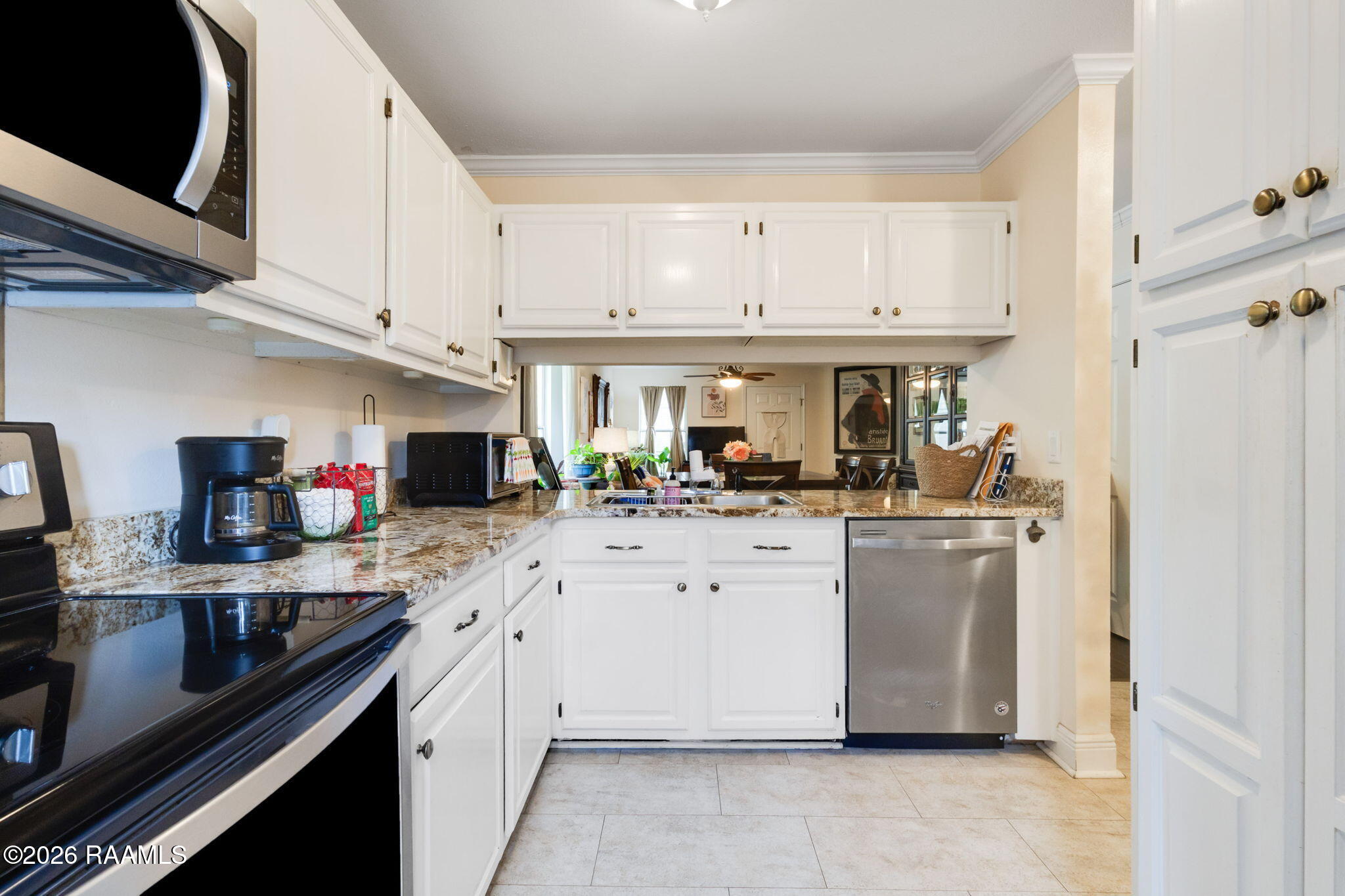416 Doucet Road, Unit 3A Lafayette, LA 70503 - Photo 8 of 22 Gallery Image 8
