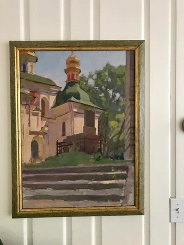 a picture of a door of the house