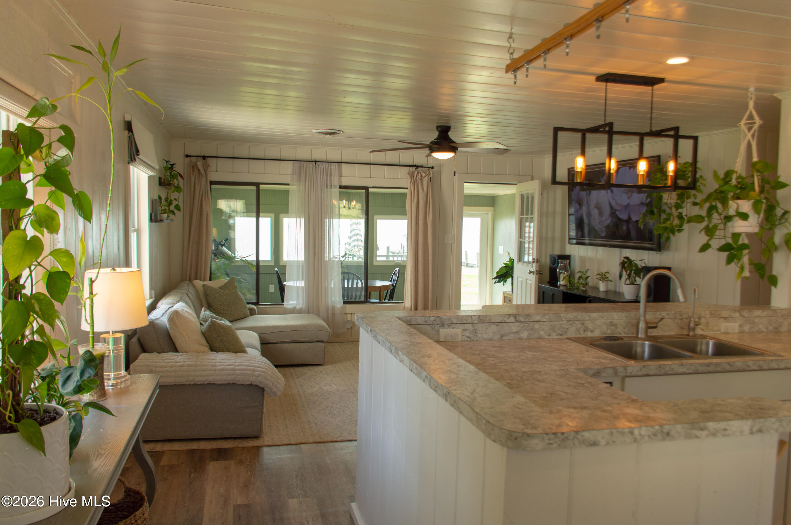 159 Nixons Beach Road Edenton, NC 27932 - Photo 6 of 47 Main Area