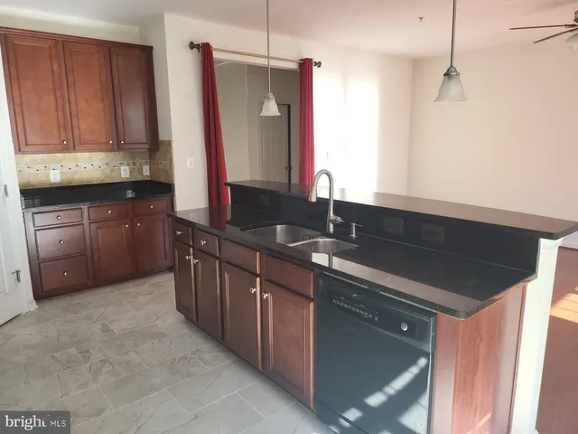 $3,000 | 9535 Mine Gap Way, Manassas, VA 20110