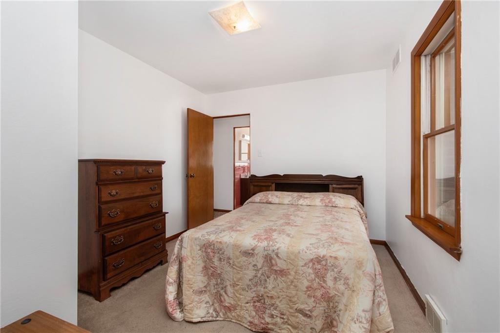 1099 Ridge Road Ambridge, PA 15003 - Photo 14 of 19 Third bedroom.