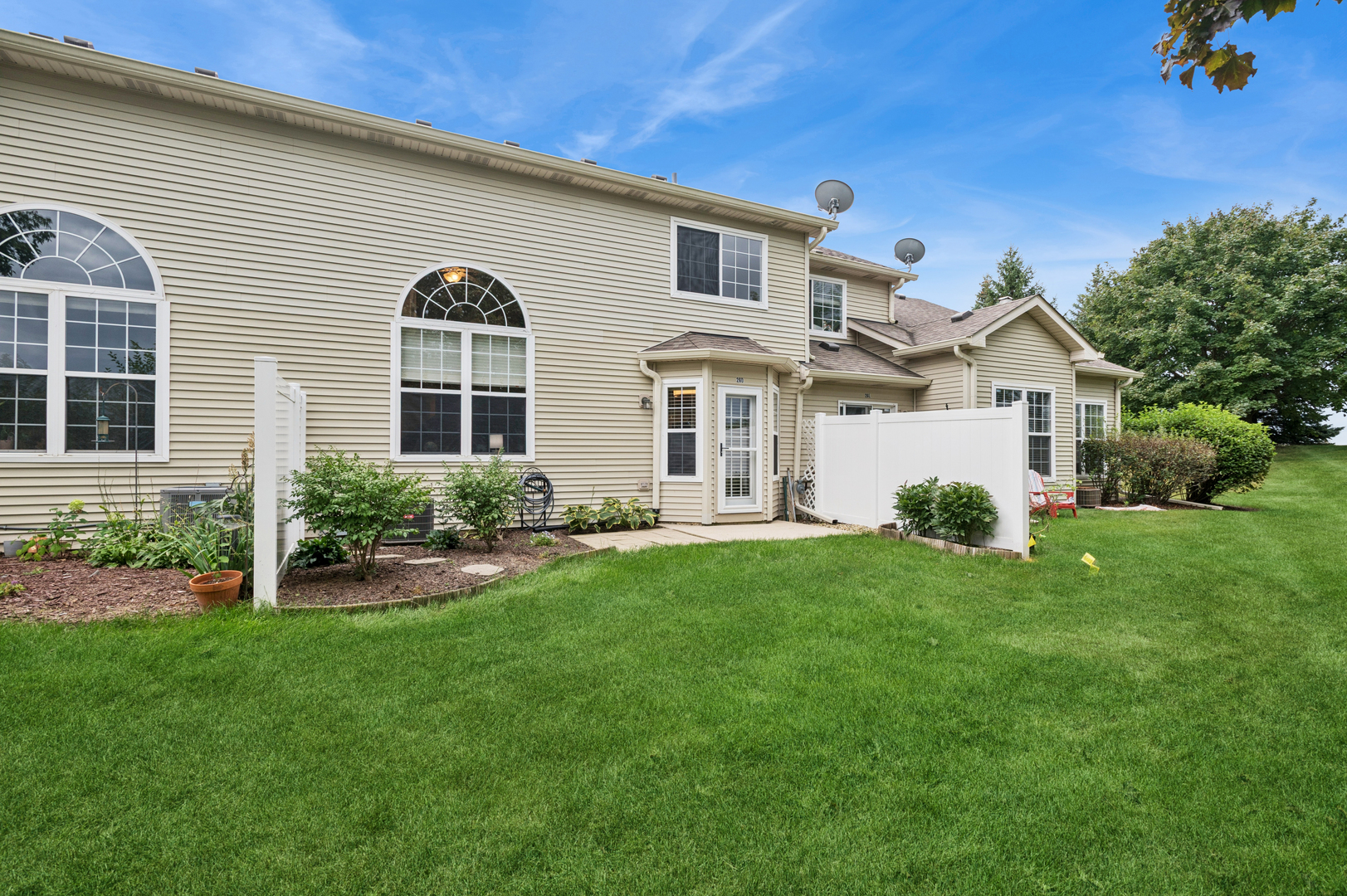 26 Rolling Oaks Road, Unit D Sugar Grove, IL 60554 - Photo 20 of 23 Gallery Image 20