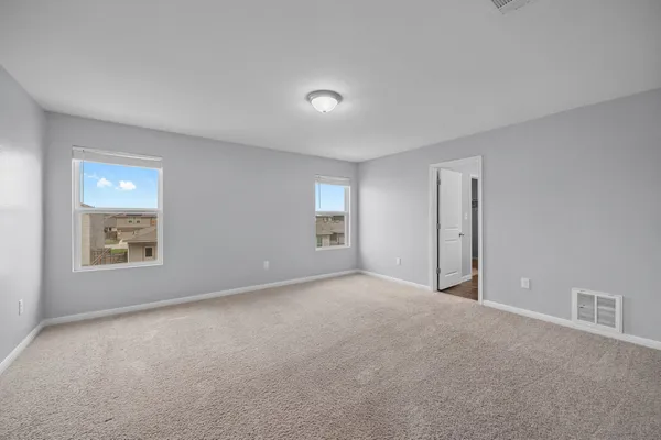 $1,600 | 320 Bell Rings Drive, Jarrell, TX 76537