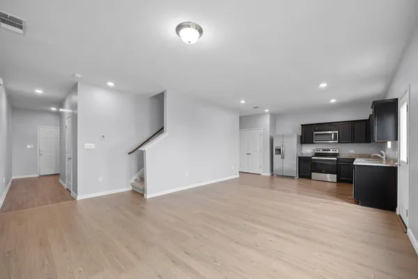 $1,600 | 320 Bell Rings Drive, Jarrell, TX 76537