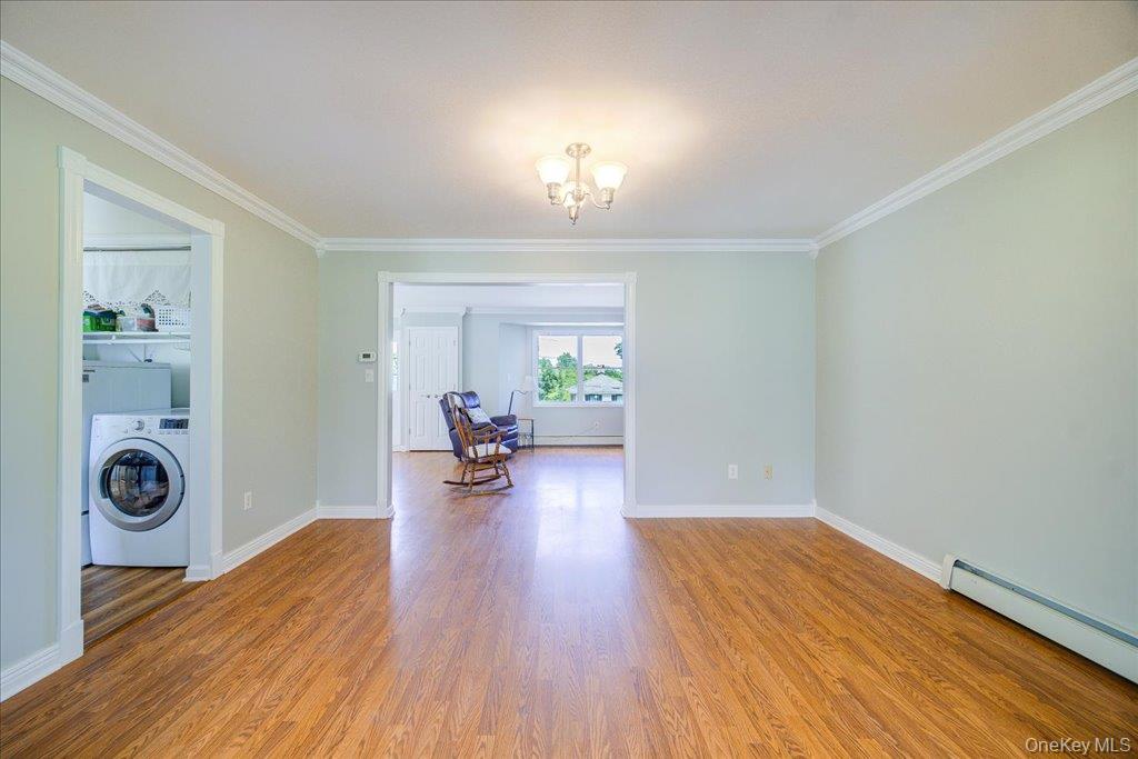 11 Catskill Avenue Monroe, NY 10950 - Photo 9 of 48 Dining room with view of great room