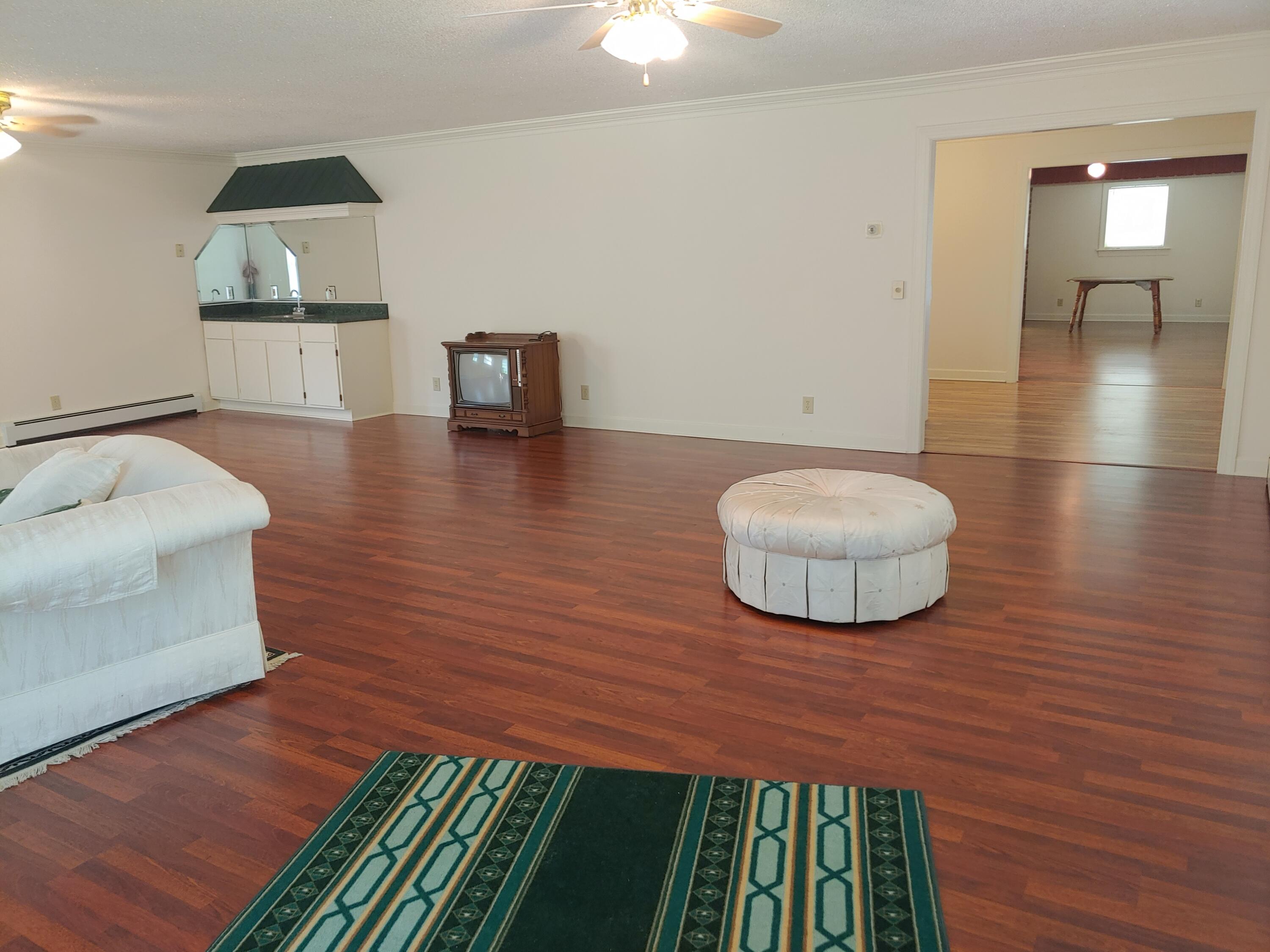 136 Old Fields Road Southwest Floyd, VA 24091 - Photo 22 of 71 0721211631b