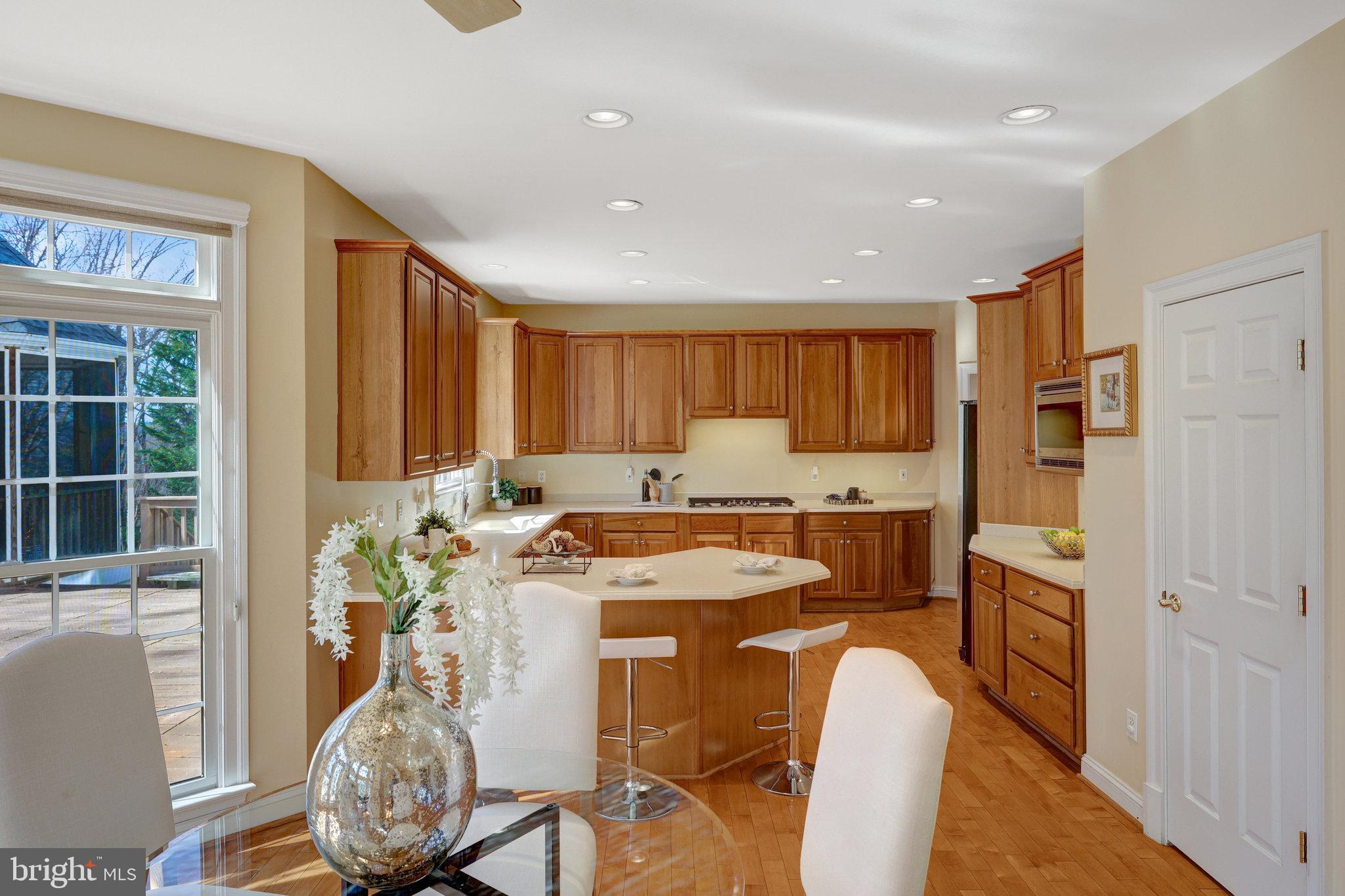 11601 Cedar Chase Road Herndon, VA 20170 - Photo 23 of 105 Gallery Image 23