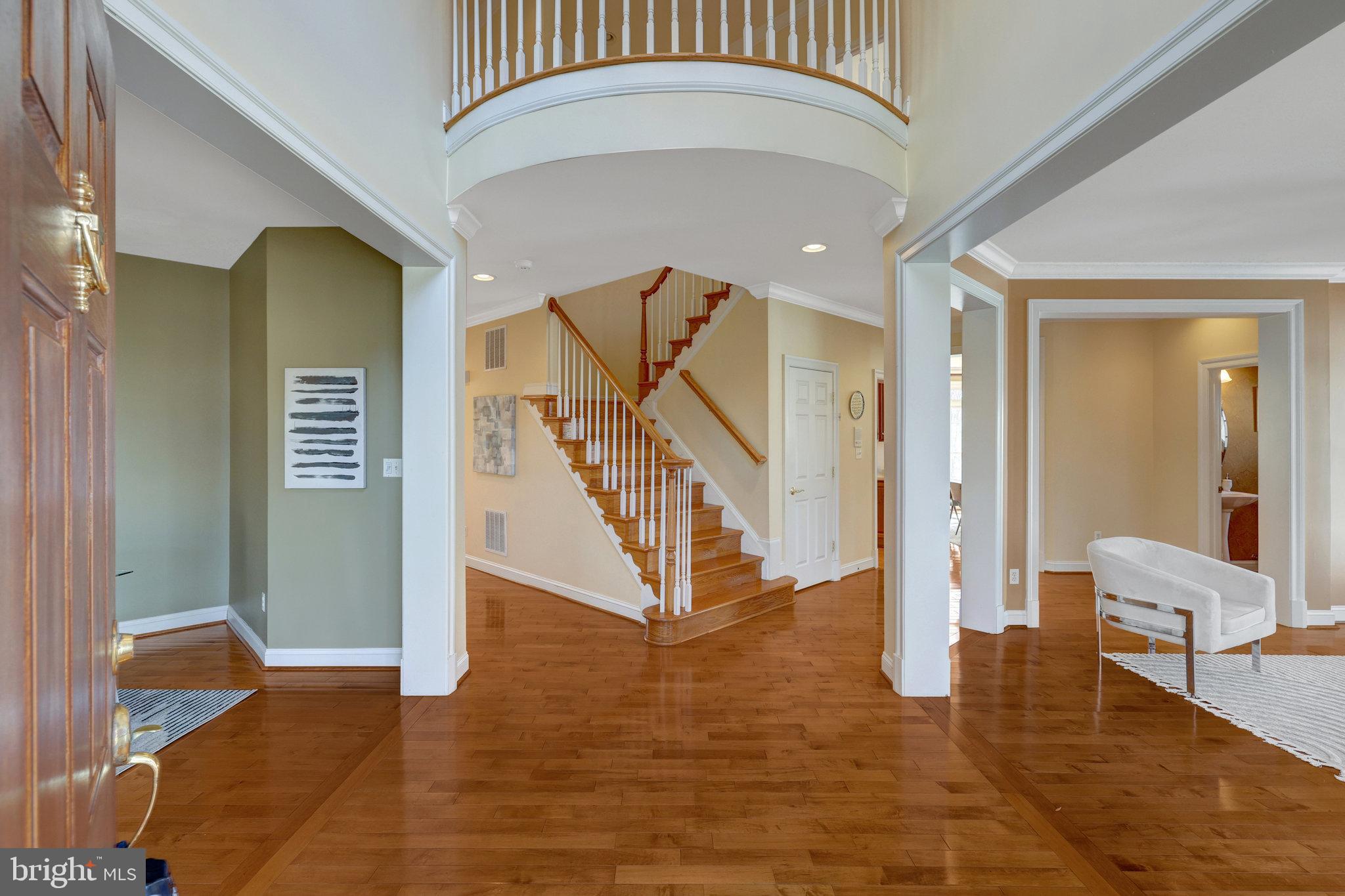 11601 Cedar Chase Road Herndon, VA 20170 - Photo 4 of 105 Gallery Image 4