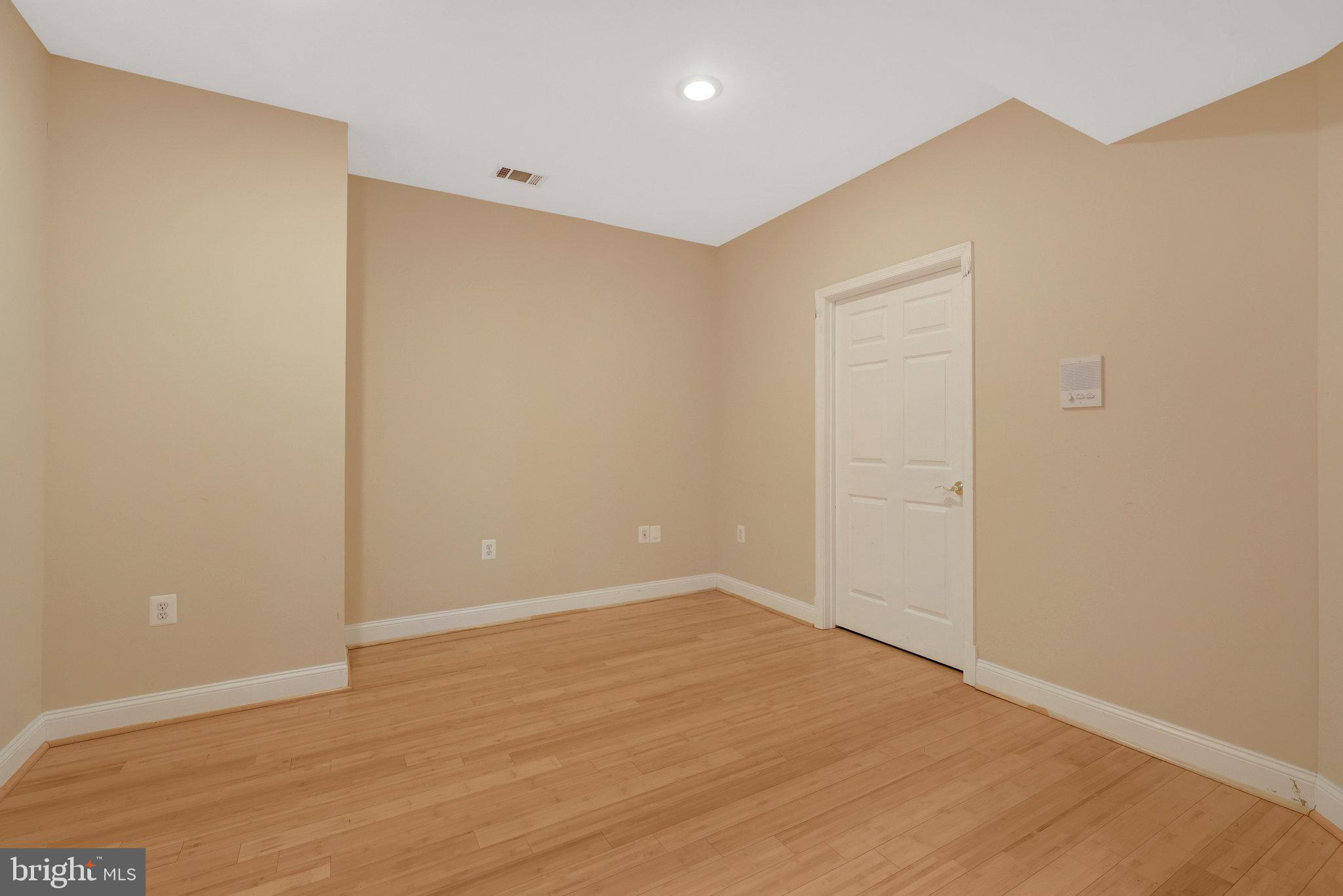11601 Cedar Chase Road Herndon, VA 20170 - Photo 62 of 105 Gallery Image 62
