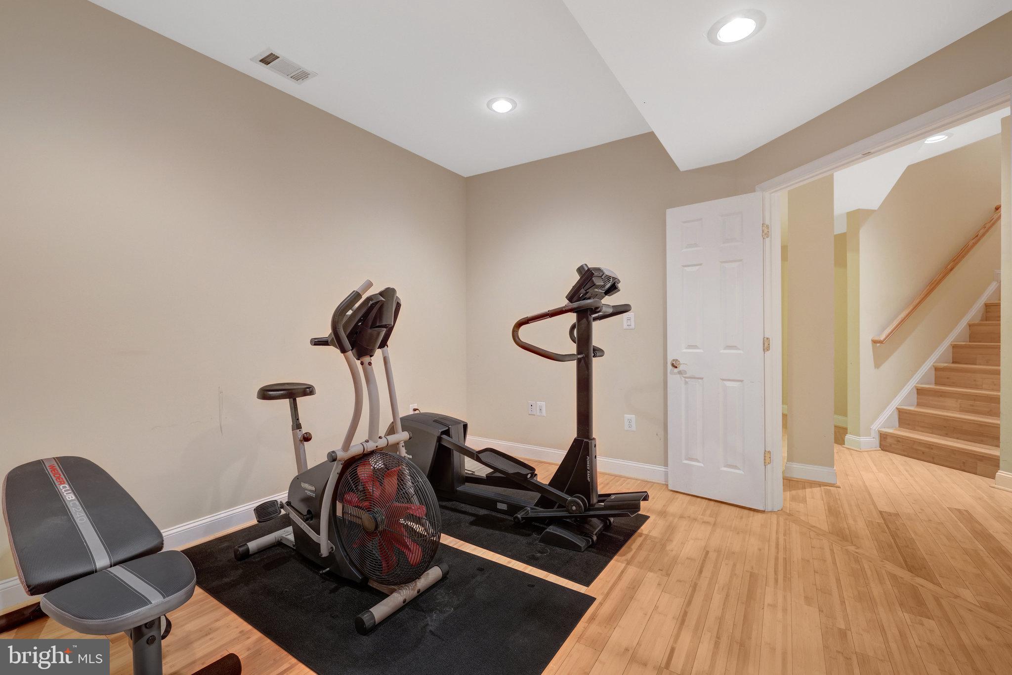 11601 Cedar Chase Road Herndon, VA 20170 - Photo 65 of 105 Gallery Image 65