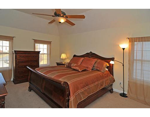 22 Redgate Road Dracut, MA 01826 - Photo 11 of 15 Gallery Image 11