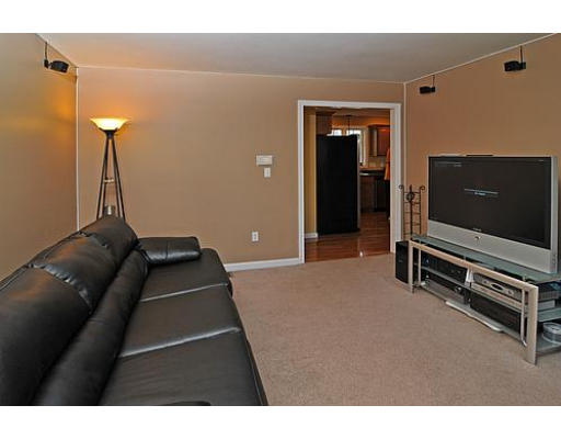 22 Redgate Road Dracut, MA 01826 - Photo 9 of 15 Gallery Image 9