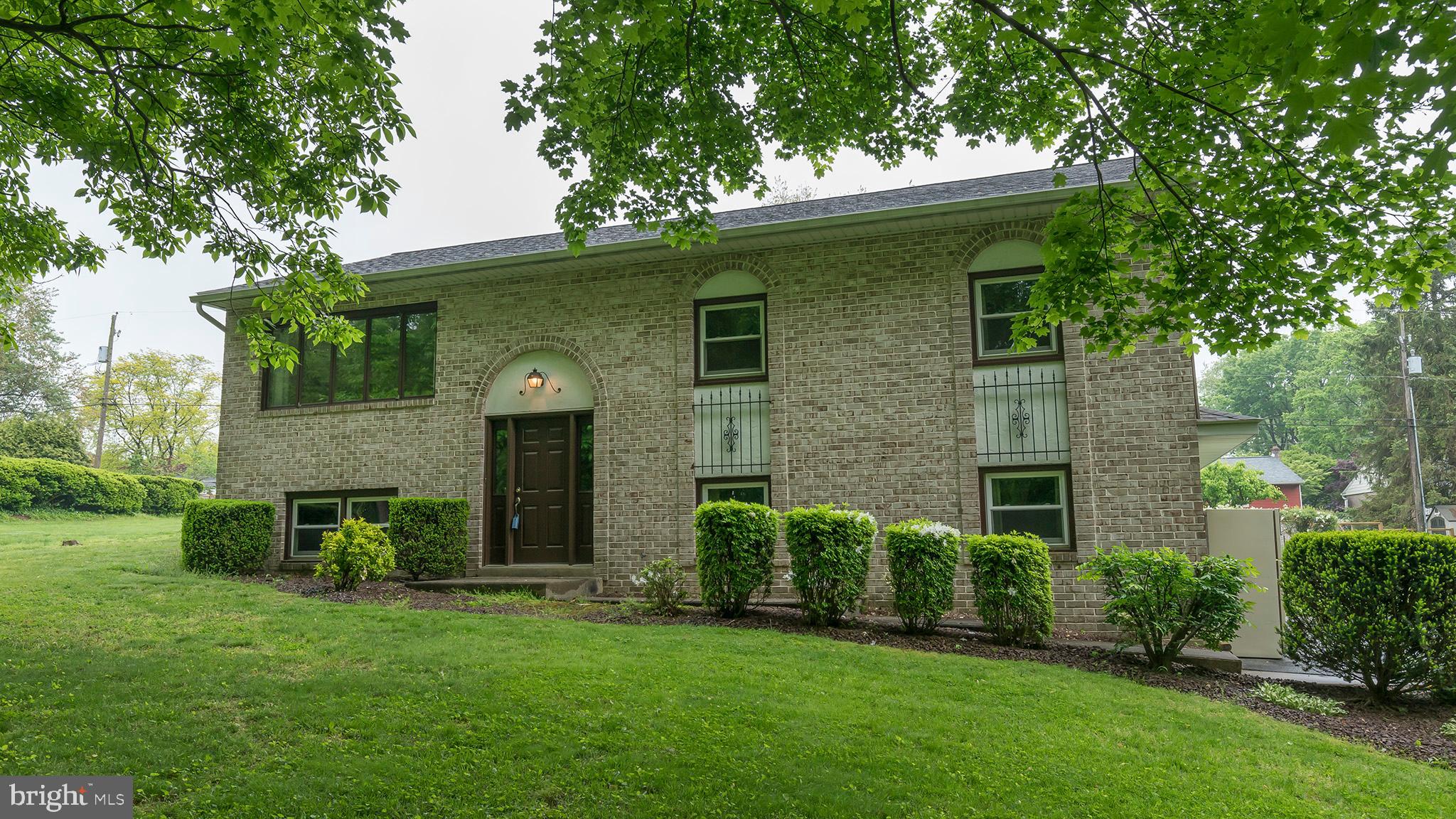 2868 Spring Valley Road Lancaster, PA 17601 - Photo 1 of 31 Gallery Image 1