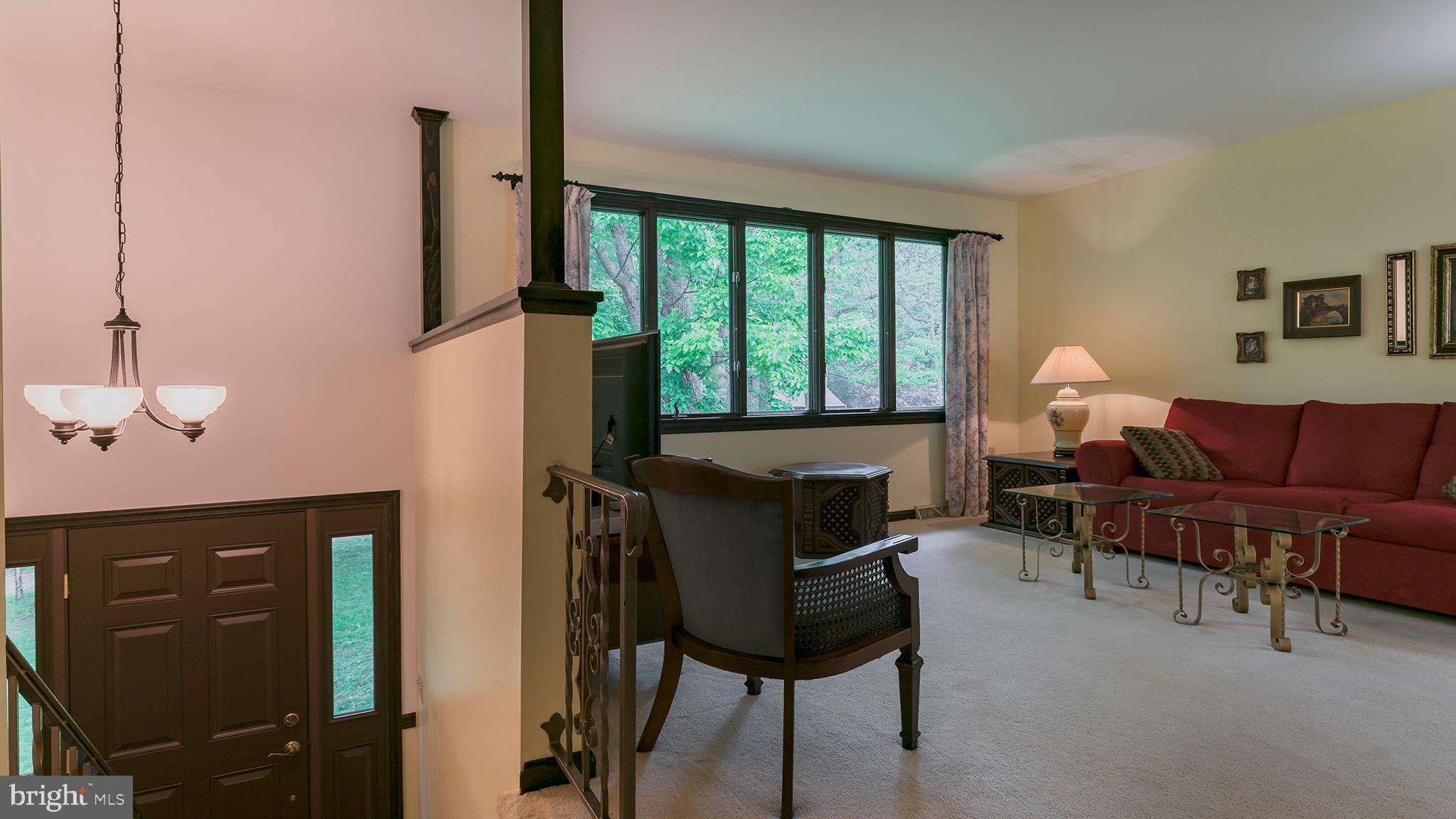 2868 Spring Valley Road Lancaster, PA 17601 - Photo 5 of 31 Gallery Image 5