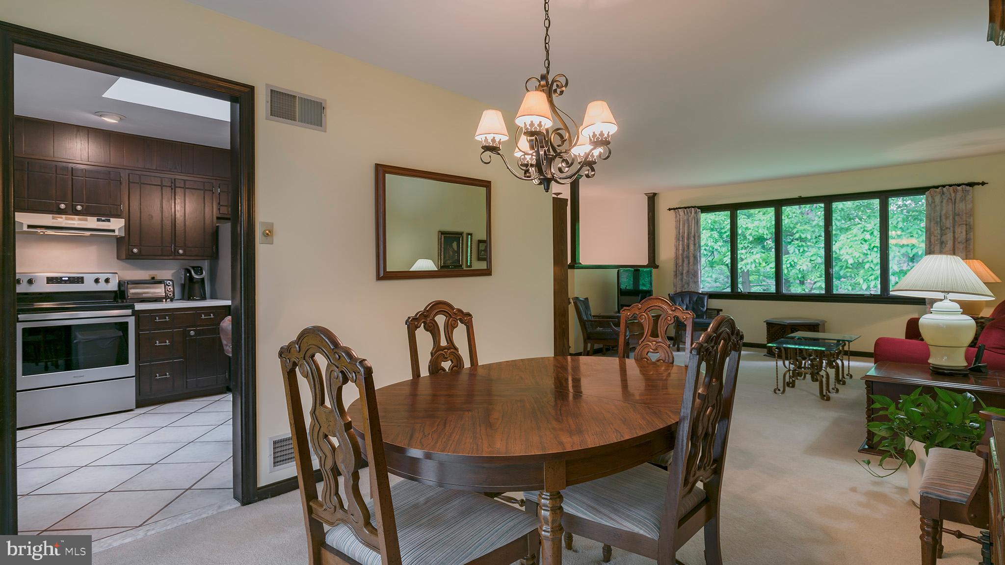 2868 Spring Valley Road Lancaster, PA 17601 - Photo 9 of 31 Gallery Image 9