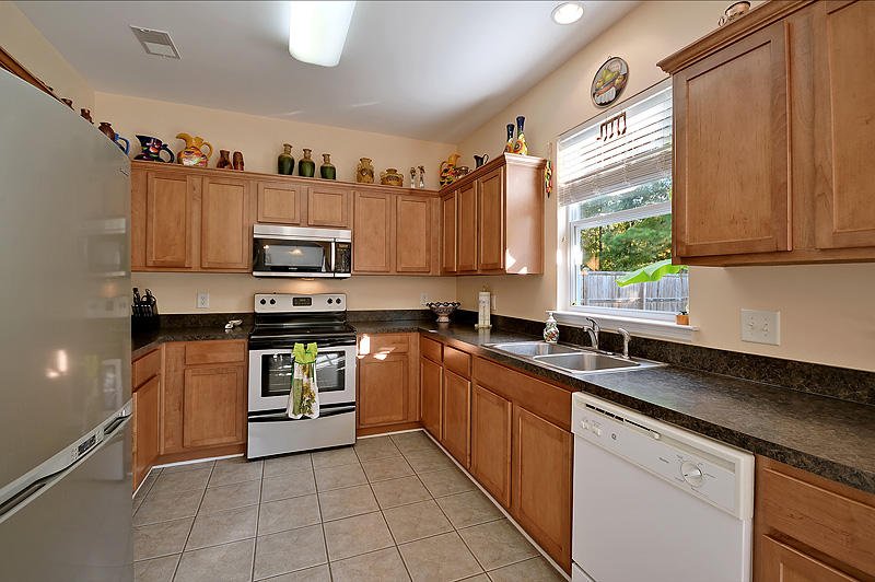 252 Westbrooke Road Summerville, SC 29486 - Photo 12 of 28 Tiled floor in Kitchen