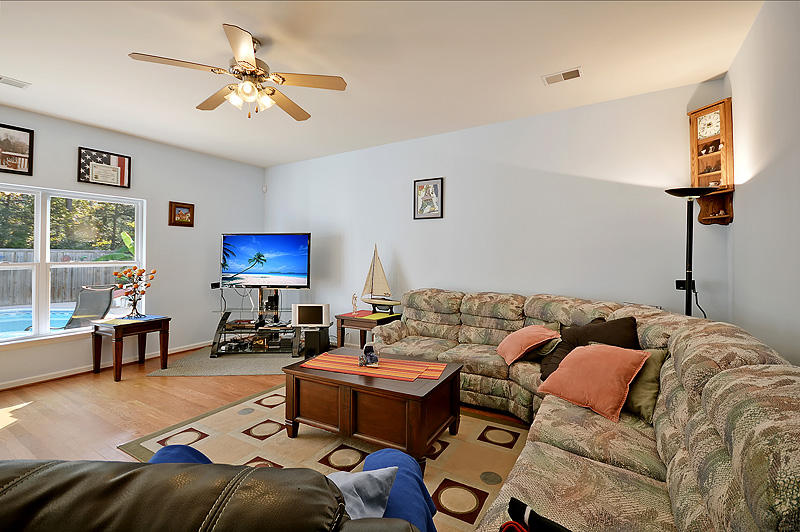 252 Westbrooke Road Summerville, SC 29486 - Photo 14 of 28 Family Room